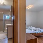 Larst * ميدولين