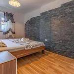 Larst Медулин