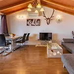 Larst ميدولين
