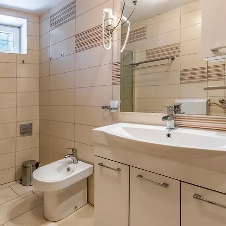 Apartment Larst *