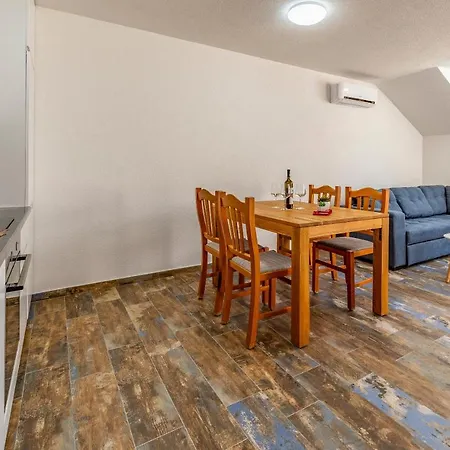 Larst Apartment Medulin