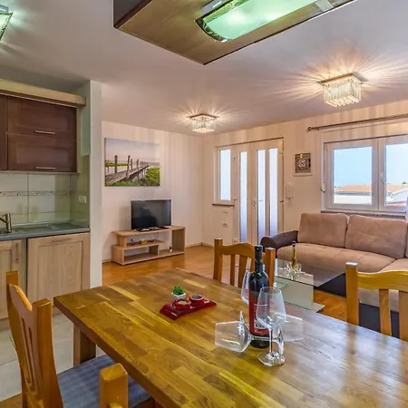 Apartment Larst