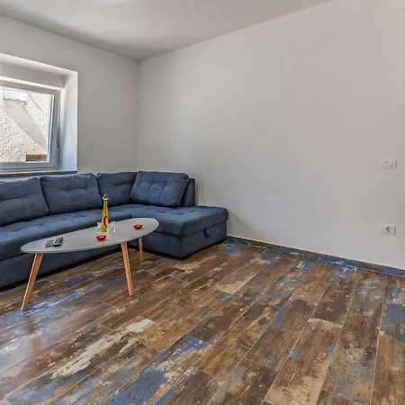 Apartment Larst Medulin