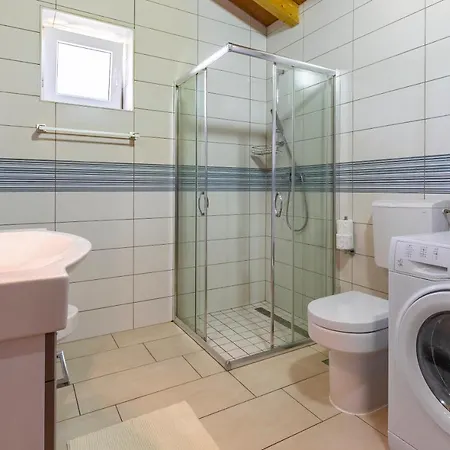 Apartment Larst