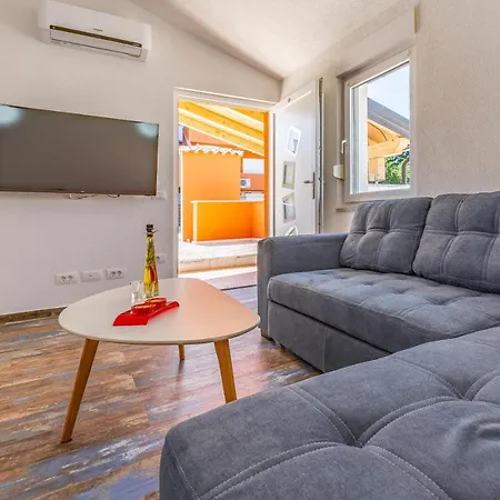 Apartment Larst *
