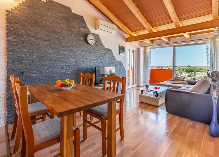 Larst Appartement Medulin