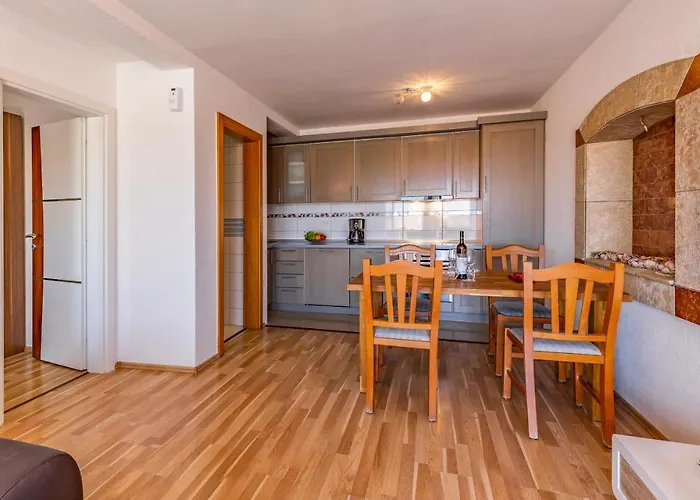 Larst Appartement *
